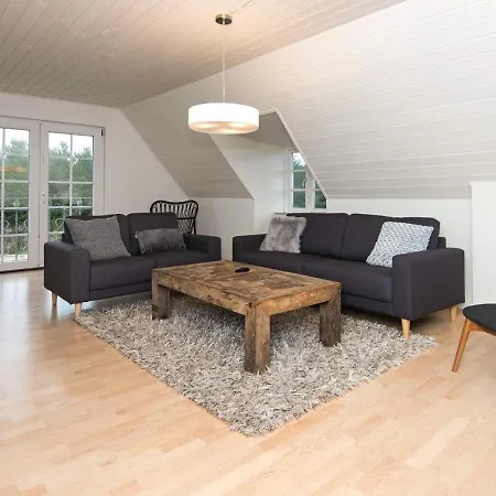 Five-bedroom Holiday In 15 בית נופש *