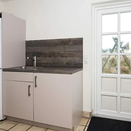 בית נופש Five-bedroom Holiday In 15 *
